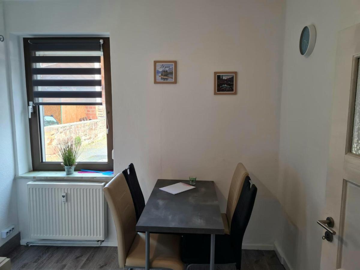 80Qm Monteuroase In Melsungen - Schwarzenberg Mwst Ausweisbar Apartment Exterior photo